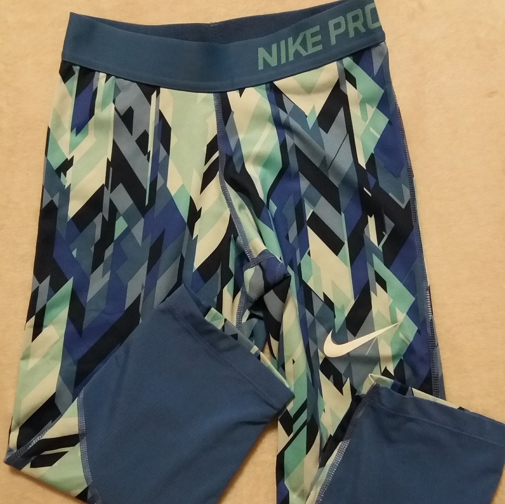 Nike leggings
